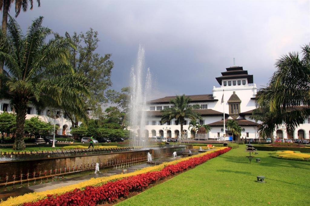 Paskal Inn Bandung Exteriér fotografie